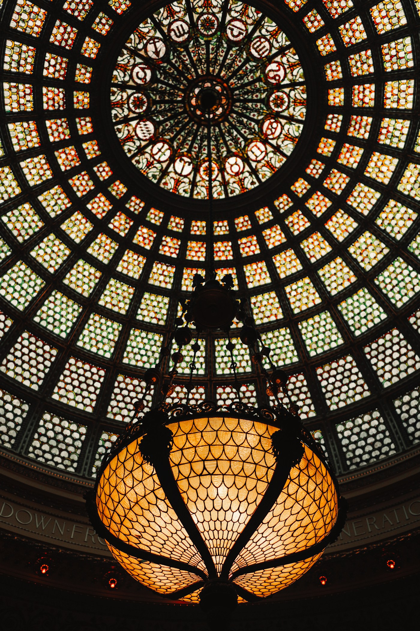 Tiffany-stijl glas-in-lood koepel met hanglamp